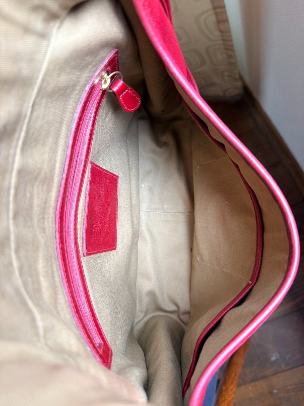 Vintage Coach Legacy Crescent Hobo in Cherry Red 9718 - Picture 12 of 12